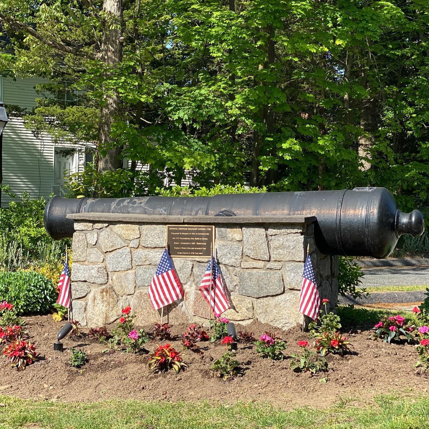 Happy Memorial Day!
🇺🇸🇺🇸🇺🇸 #vfw #westportct #memorialdayweekend #memorialday #america